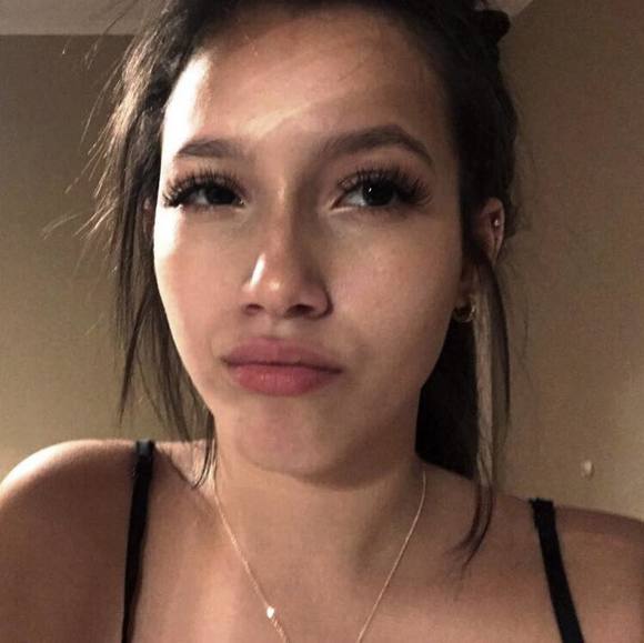 Meet your Posher, Raysa - Picture 1 of 1